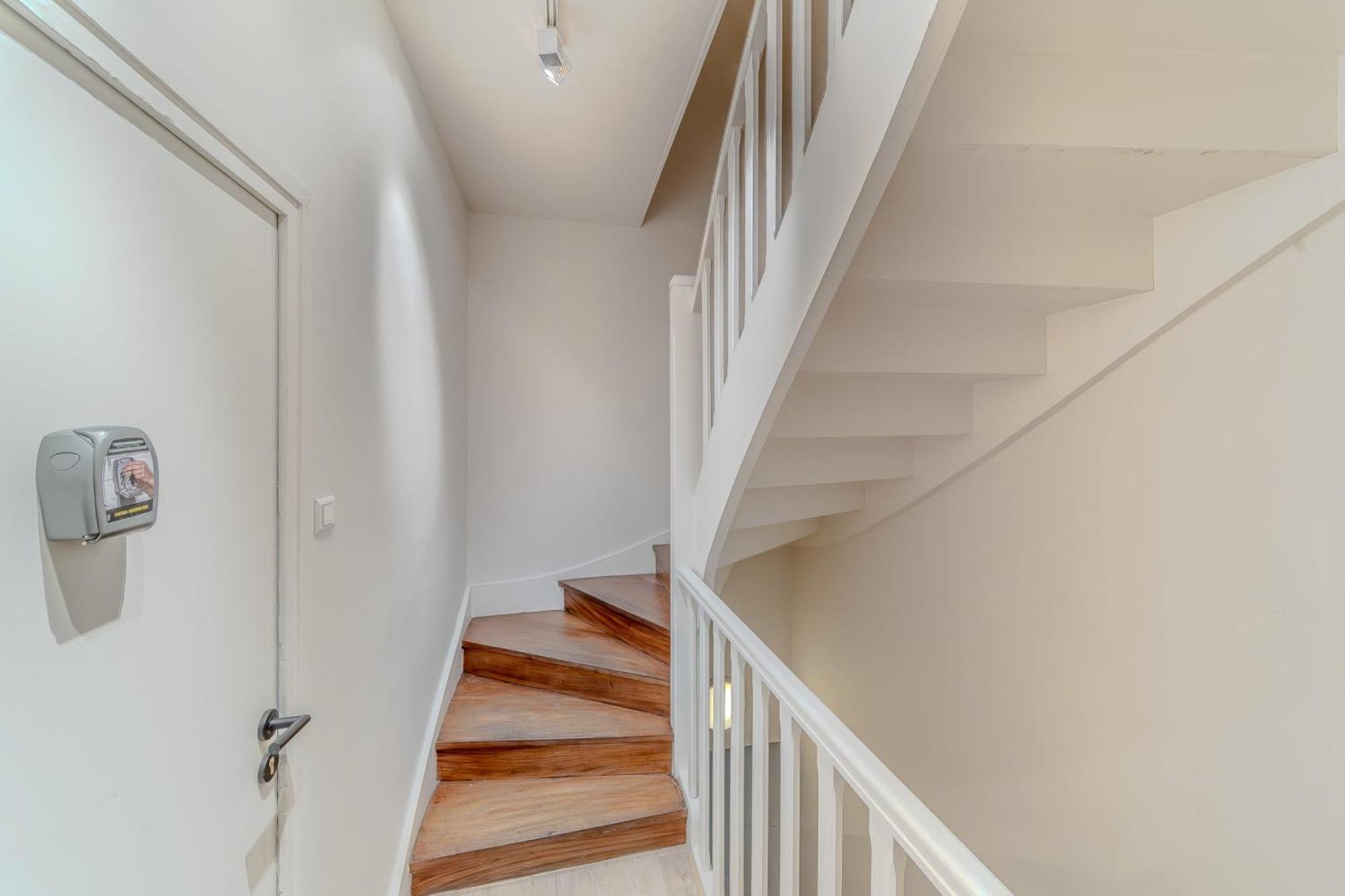Charming 1-Bedroom Apartment Across From Halles Paul Bocuse & Part-Dieu Lyon Buitenkant foto