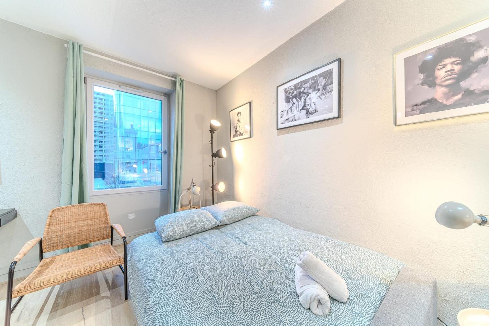 Charming 1-Bedroom Apartment Across From Halles Paul Bocuse & Part-Dieu Lyon Buitenkant foto
